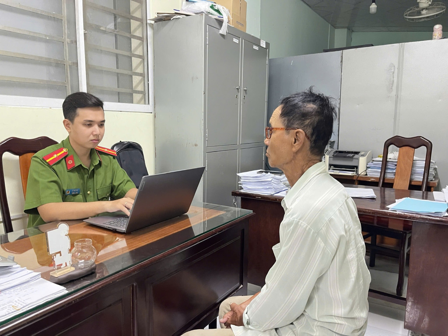 Thông báo mới nhất từ công an liên quan đến Giấy chứng nhận quyền sử dụng đất, tất cả người dân cần chú ý ảnh 1