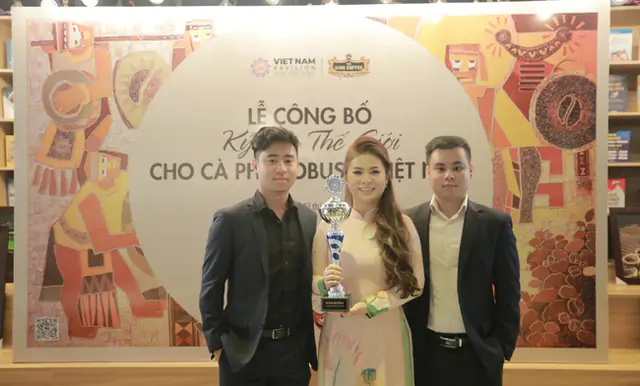 Trước khi ngồi v&agrave;o ghế ph&oacute; Tổng Gi&aacute;m đốc, con trai cả của &ocirc;ng Đặng L&ecirc; Nguy&ecirc;n Vũ từng bỏ 4.000 USD l&agrave;m 1 việc li&ecirc;n quan đến c&agrave; ph&ecirc;: Đ&iacute;ch th&acirc;n b&agrave; L&ecirc; Ho&agrave;ng Diệp Thảo kể lại - Ảnh 3.