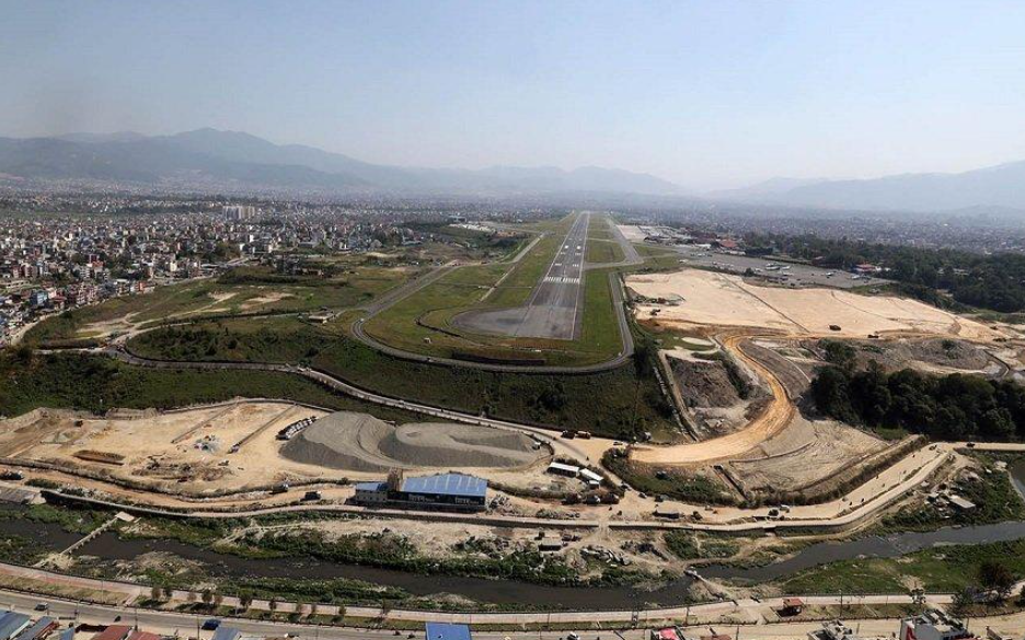 Dừng xây dựng tòa nhà cao hơn Landmark 72 ngay khi vừa đào xong móng, dự án 130.000 tỷ đồng thiết kế như khoa học viễn tưởng cần đánh giá lại ảnh 4 Dừng xây dựng tòa nhà cao hơn Landmark 72 ngay khi vừa đào xong móng, dự án 130.000 tỷ đồng thiết kế như khoa học viễn tưởng cần đánh giá lại - Ảnh 4.