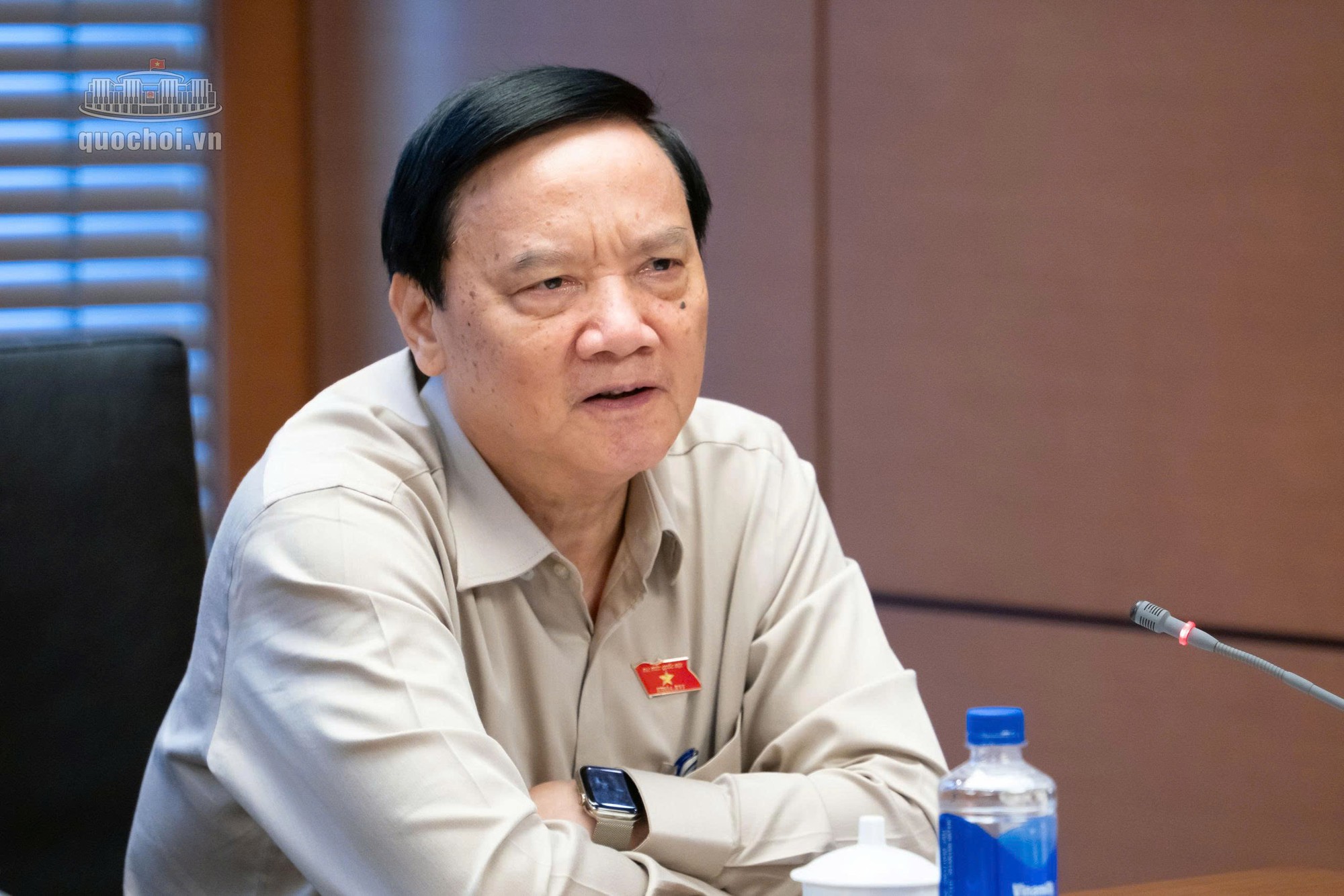 Phó Chủ tịch Quốc hội nói gì về đề xuất tiếp tục nâng mức phạt vi phạm hành chính tối đa tới 3 tỷ đồng, ngừng cả điện, nước, Internet? ảnh 1