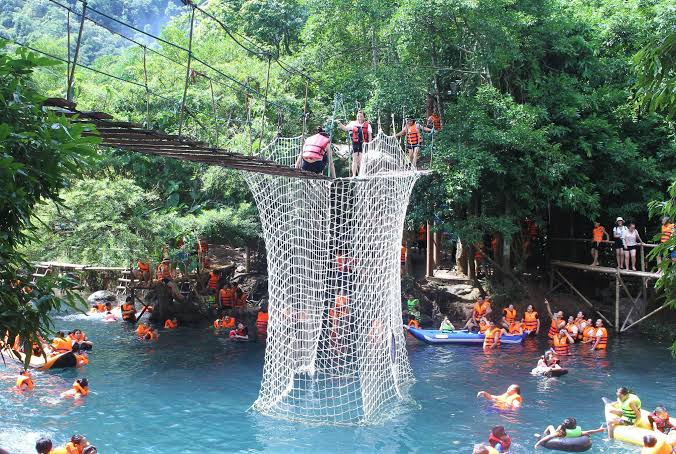 Việt Nam có suối nước kỳ lạ, nước mát quanh năm chỉ từ 16 - 18 độ C: Thợ lặn đi sâu xuống 72 m vẫn chưa thấy đáy, liên quan tới dự án 14,6 tỷ đồng đã được địa phương chấp thuận - Ảnh 3.