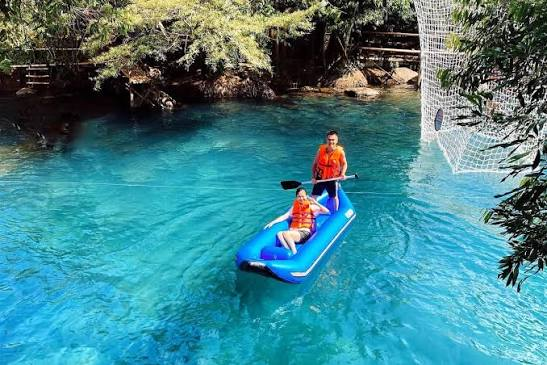 Việt Nam có suối nước kỳ lạ, nước mát quanh năm chỉ từ 16 - 18 độ C: Thợ lặn đi sâu xuống 72 m vẫn chưa thấy đáy, liên quan tới dự án 14,6 tỷ đồng đã được địa phương chấp thuận - Ảnh 4.