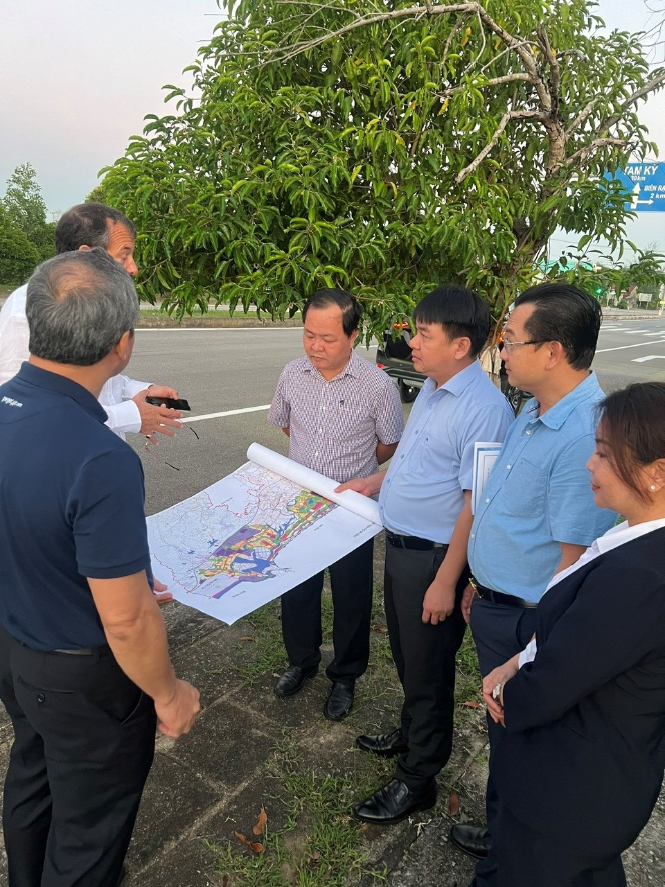 Việt Nam lọt tầm ngắm của hai 'ông lớn' máy bay điện: Hãng Trung Quốc sắp bay thử, hãng Mỹ nhắm xây nhà máy - Ảnh 2.