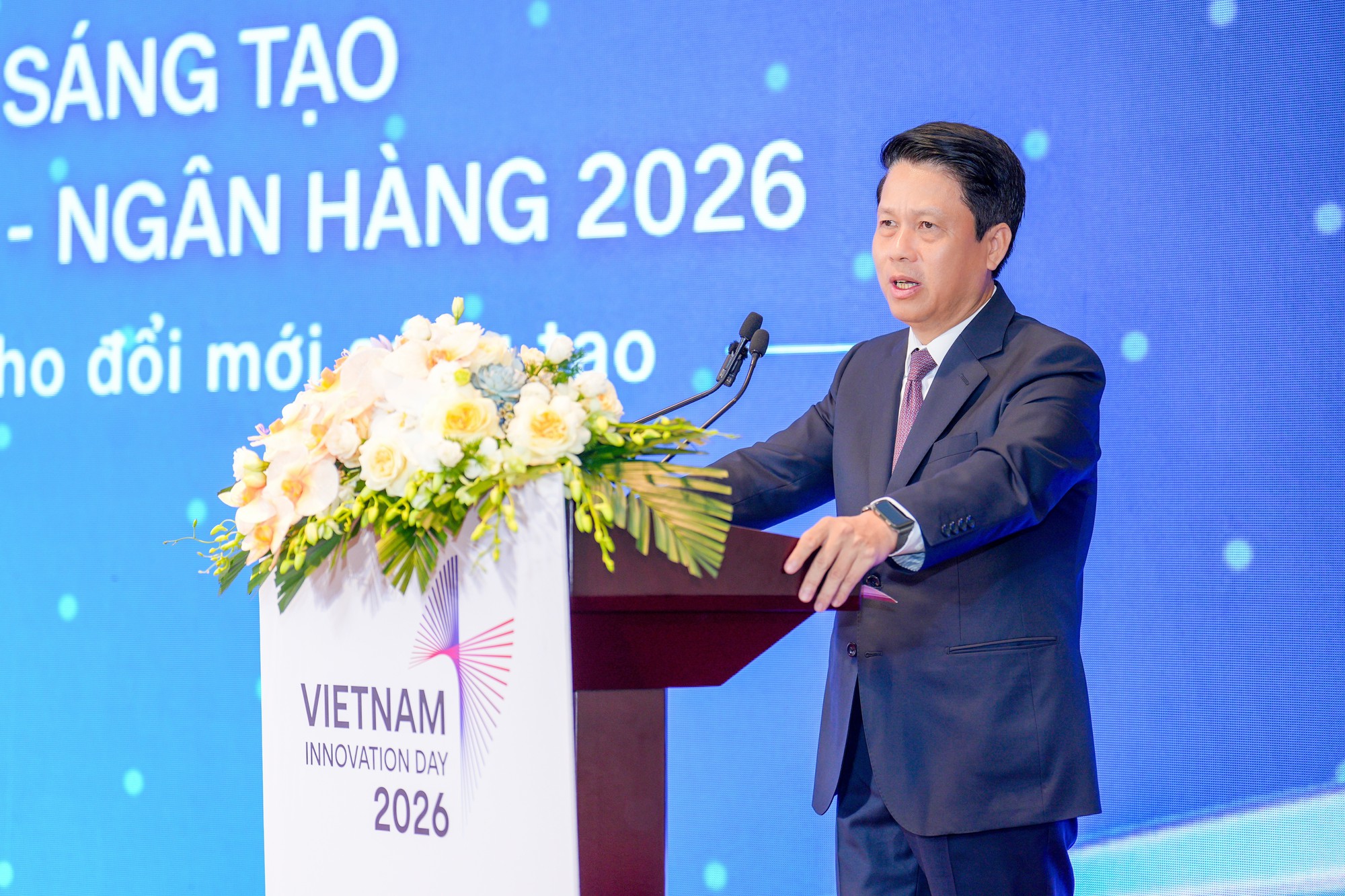 Phó Thống đốc Phạm Tiến Dũng: Lãnh đạo một ngân hàng đã cam kết với Thủ tướng sẵn sàng đầu tư 2.000 - 3.000 tỷ đồng mỗi năm cho phát triển KHCN và đổi mới sáng tạo ảnh 1