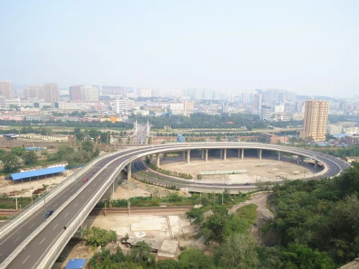 DN Trung Quốc tham gia làm metro hơn 55.000 tỷ đồng tại TP.HCM: Từng xây tuyến cao tốc 350 km/giờ đầu tiên của Trung Quốc, tuyến đường sắt cao tốc đẹp nhất nối liền Bắc Kinh- Ảnh 1.