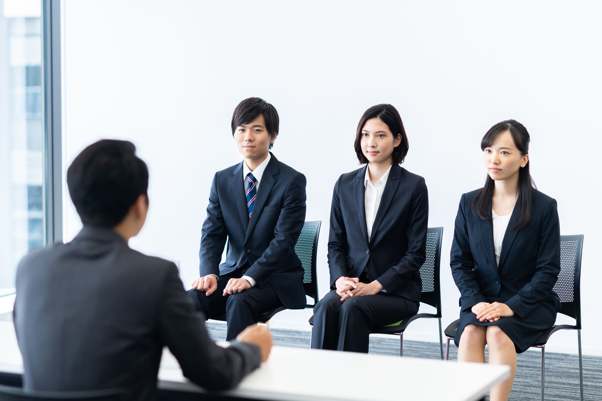 Bộ Ngoại giao th&ocirc;ng b&aacute;o tuyển dụng c&ocirc;ng chức, chỉ ti&ecirc;u đ&uacute;ng 10 người, y&ecirc;u cầu kh&ocirc;ng n&oacute;i ngọng, n&oacute;i lắp, thi vấn đ&aacute;p 2 v&ograve;ng trong 30 ph&uacute;t - Ảnh 5.