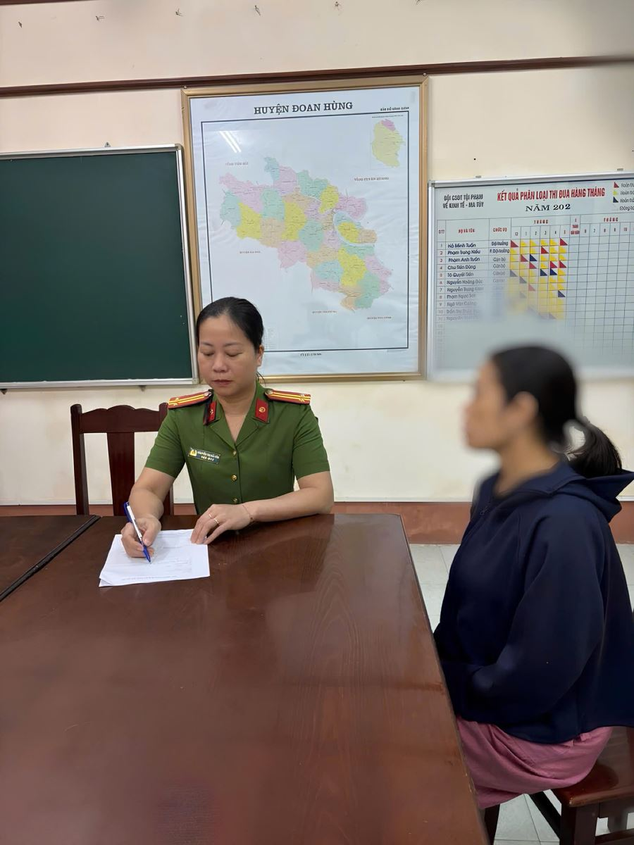 Phát hiện 2 người đi bán mảnh đất 2,5 tỷ đồng, công an lập tức vào cuộc - Ảnh 1.