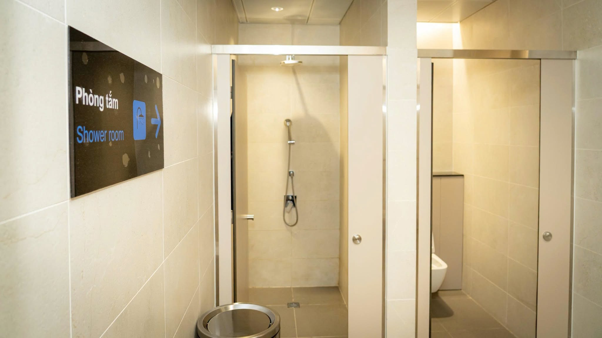 Hành khách bay quốc tế tại sân bay Nội Bài lưu ý: Từ bây giờ, ai cũng có thể sử dụng miễn phí dịch vụ này - Ảnh 2.