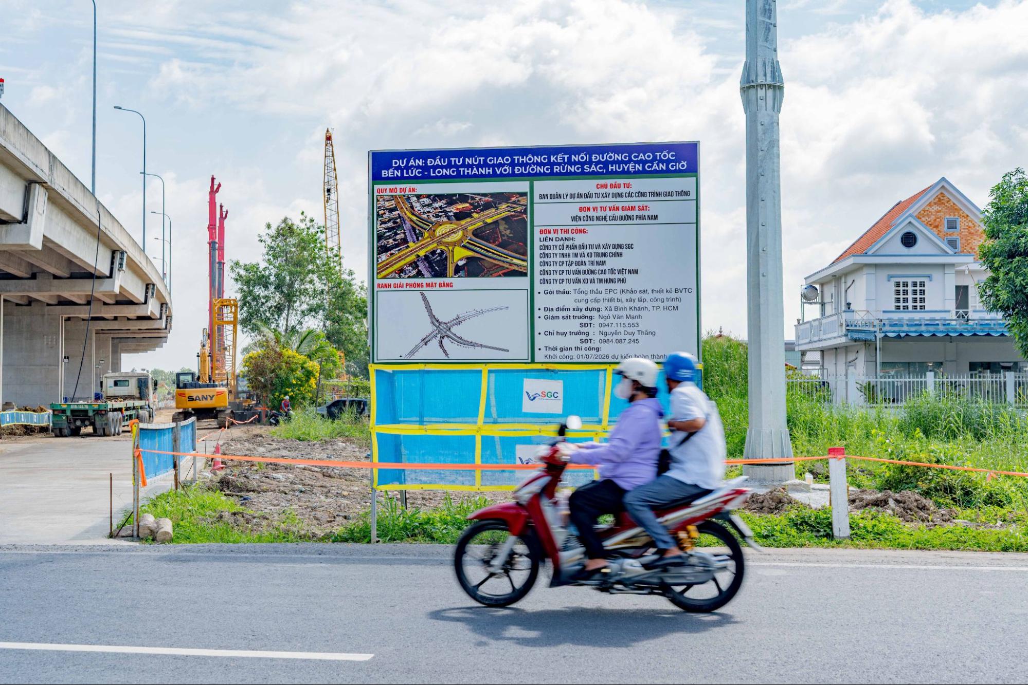 Diễn biến mới nhất của loạt hạ tầng Cần Giờ tỷ USD: Cầu vượt sông chuẩn bị đổ cọc, nút giao cao tốc bắt đầu thi công, sắp mở tuyến “nối biển” - Ảnh 9.