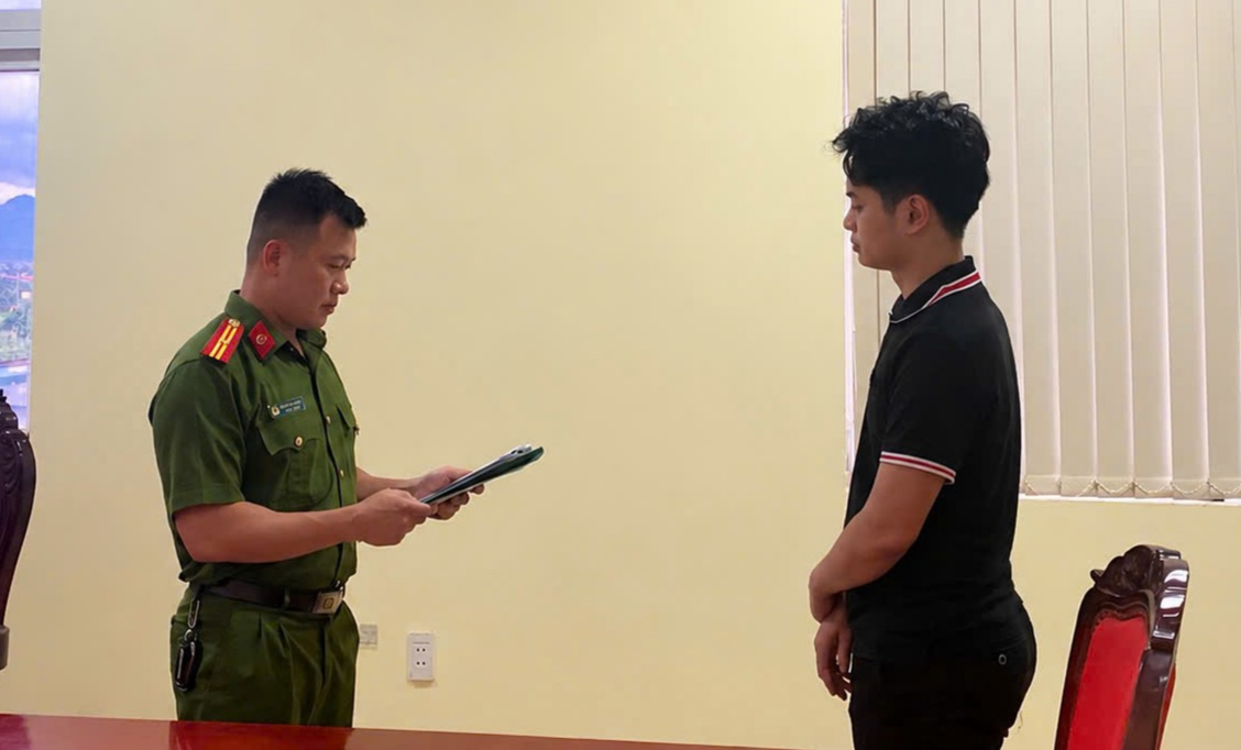 Công an điều tra loạt giao dịch chuyển tiền tới hơn 5 tỷ đồng vào tài khoản Trương Minh Hiếu SN 2005 ảnh 1