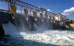 Láng giềng Việt Nam xây siêu đập công suất 300 tỷ kWh, lớn gấp 3 lần Đập Tam Hiệp: Chuyên gia cảnh báo nguy cơ nghiêm trọng - Ảnh 2.