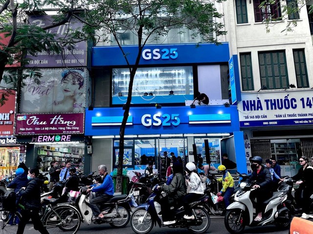 Việt Nam có gia tộc giàu có với 5 người con thành đạt, cháu trai SN 1995 đã làm Giám đốc: Người mẹ từng yêu cầu con trai về nhà trước 23h, nay đứng sau loạt thương hiệu nổi tiếng Hàn Quốc, Mỹ, Nhật Bản - Ảnh 6.