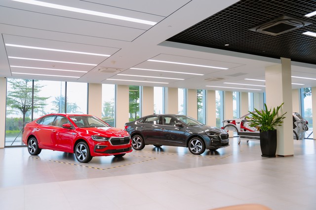 Hàng loạt mẫu xe Skoda nhận ưu đãi lớn cuối năm - Ảnh 1.