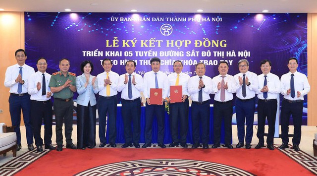 Thành phố giàu nhất miền Bắc bắt tay Vinhomes của tỷ phú Phạm Nhật Vượng, triển khai 5 tuyến metro dài hơn 250km, tổng vốn gần 1 triệu tỷ đồng sẽ hoàn thành sau 4 năm nữa - Ảnh 1.