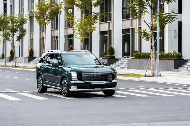 Hyundai Palisade Hybrid chốt giá tại Việt Nam: 3 phiên bản, giá từ 1,5 tỷ đồng - Ảnh 2.