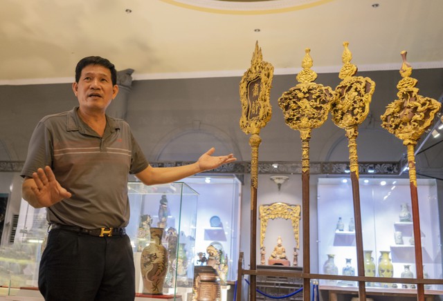 Những gia tài kỳ quái của giới đại gia Việt: 10 tấn tiền cổ, áo giáp 2.000 năm tuổi, báu vật 153 tỷ... ảnh 2