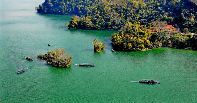 Việt Nam có một "vịnh Hạ Long trên núi" trải dài 500 ha: Thuộc khu Ramsar thứ 1.938 thế giới, vừa có động thái mới liên quan tới quy hoạch, sẽ chia thành 19 phân khu ảnh 1