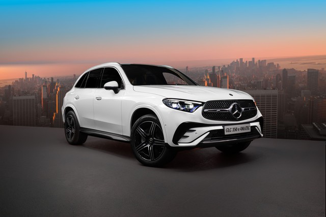 Xe Mercedes-Benz bán chạy nhất Việt Nam có thêm bản PHEV, giá 3 tỷ - Ảnh 2.