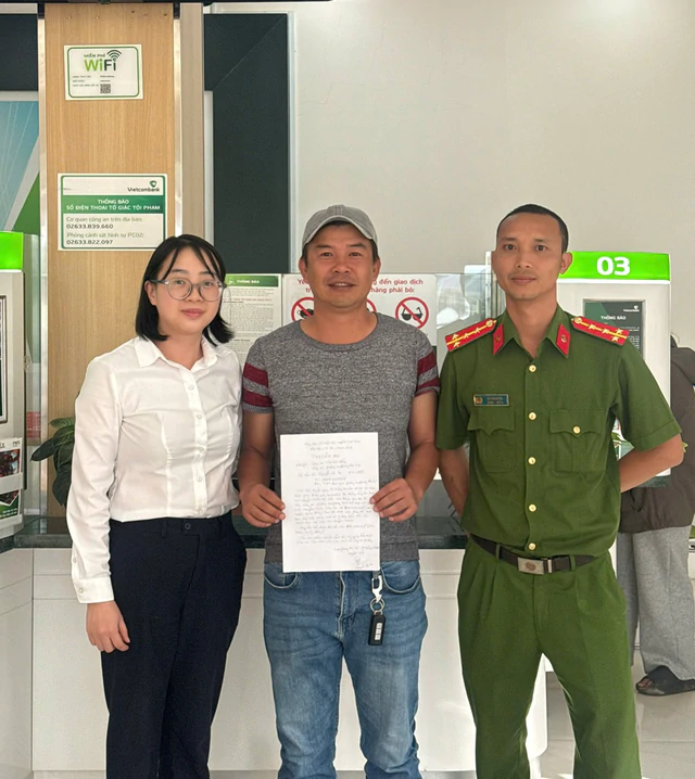 Nguyễn Lộc Tài SN 1985 chuyển khoản 900.000.000 đồng vào tài khoản của Nguyễn Công Mạnh cùng ở Lâm Đồng: Công an rà soát giao dịch ảnh 1