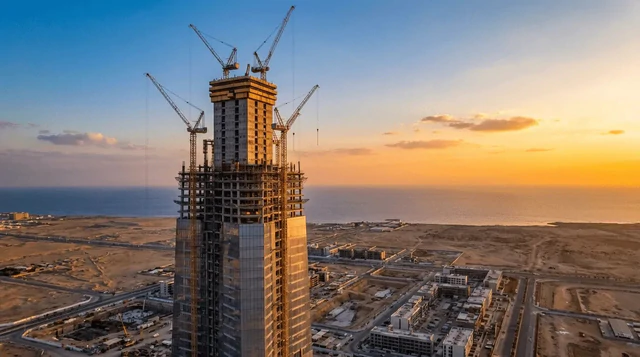 Tái khởi công tòa nhà cao gấp 2 lần Landmark 81 sau gần 7 năm đình trệ: Bỏ thêm hơn 49.000 tỷ đồng, đã xây đến tầng 116, nhắm hoàn thành năm 2028 - Ảnh 2.
