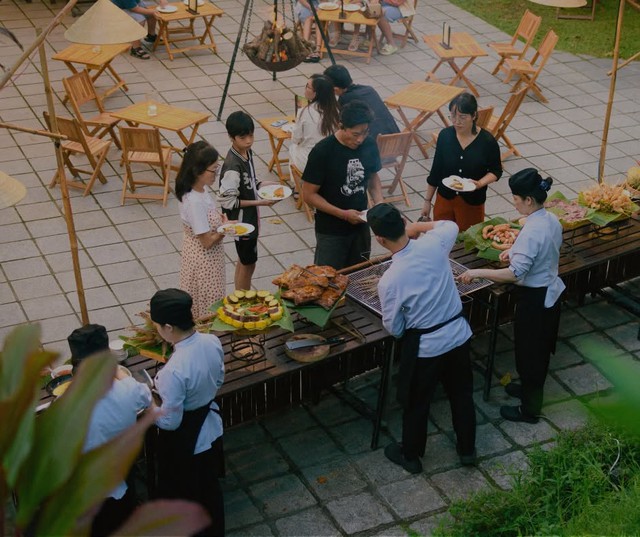 Việt Nam có "làng biệt thự Pháp" gần 100 năm tuổi nằm giữa rừng thông, mát mẻ quanh năm: Từng thắng giải "đẳng cấp nhất thế giới" - Ảnh 5.
