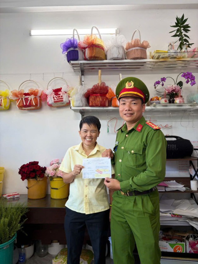  Nguyễn Quốc Quy SN 1984 chuyển khoản 350.000.000 đồng tới tài khoản của Nguyễn Thị Châu ở Quảng Ngãi: Công an rà soát giao dịch - Ảnh 1.