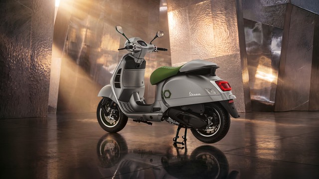 Mẫu Vespa độc bản giá gần 400 triệu, Việt Nam chỉ có 4 chiếc - đánh số từ chiếc một - Ảnh 2.