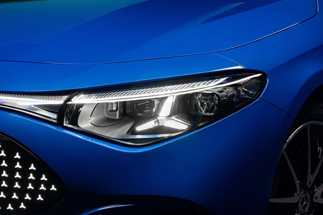 Giá 1,6 tỷ, mẫu xe điện giá rẻ nhất của Mercedes-Benz tại Việt Nam có gì? ảnh 4