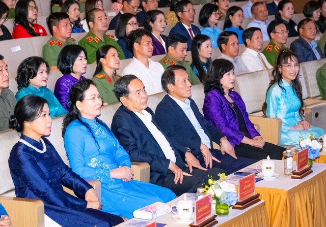 Tiến sĩ Nguyễn Thị Phương Thảo đóng góp 30 tỷ đồng làm một việc ý nghĩa nhân dịp Phụ nữ Việt Nam 20/10- Ảnh 1.
