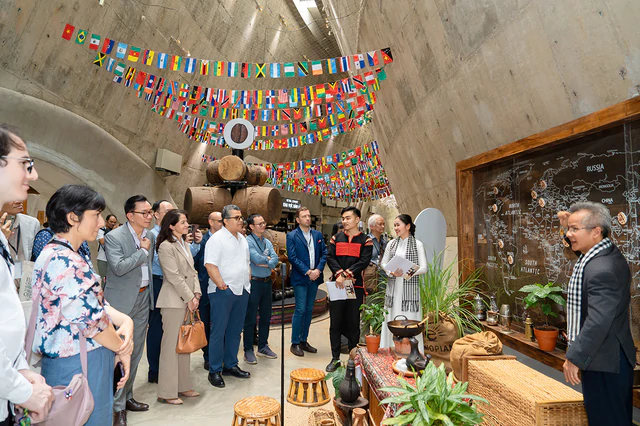 Việt Nam có 1 nơi được vinh danh 15 điểm đến tuyệt vời nhất thế giới năm 2026: Nơi ông Đặng Lê Nguyên Vũ xây công trình đặc biệt lưu giữ hơn 10.000 hiện vật về cà phê - Ảnh 1.