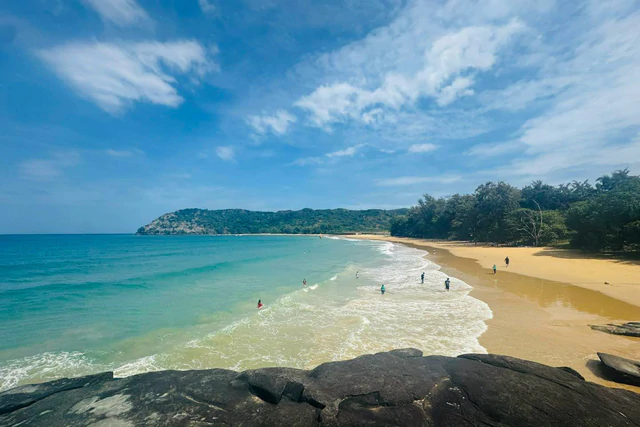 Vượt cả Bali và loạt thiên đường nổi tiếng, điểm đến này của Việt Nam vừa lọt “Top 5 đảo đẹp nhất châu Á”: Thu về 2.800 tỷ đồng từ du lịch trong 9 tháng đầu năm - Ảnh 1.