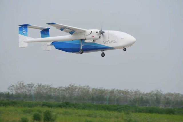 Phát hiện một máy bay không người lái di chuyển tại láng giềng Việt Nam với tốc độ 310 km/h, đi xa tới 2.360 km, thực hiện nhiệm vụ quan trọng ảnh 1