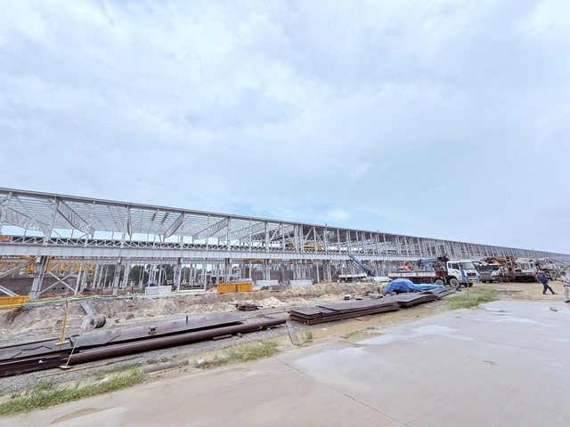 Siêu dự án thép ray hơn 10.000 tỷ đồng của tỷ phú Trần Đình Long đề xuất tăng vốn thêm 20.000 tỷ, công suất thêm 2 triệu tấn/năm - Ảnh 1.