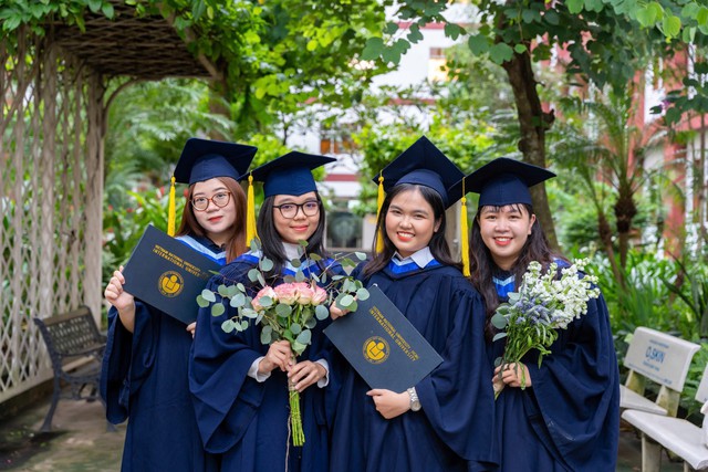 Việt Nam có 1 trường ĐH công lập giảng dạy 100% bằng tiếng Anh từ năm 2004: Học phí từ 50 triệu đồng/năm, liên kết nhiều trường top thế giới - Ảnh 3.
