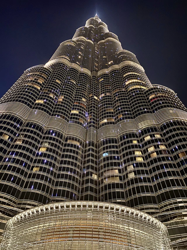 Siêu tháp cao nhất thế giới, gần gấp đôi Landmark 81: Được dựng từ 330.000 m3 bê tông, 39.000 tấn thép, tốc độ thi công có thời điểm đạt 2 tầng/tuần ảnh 2