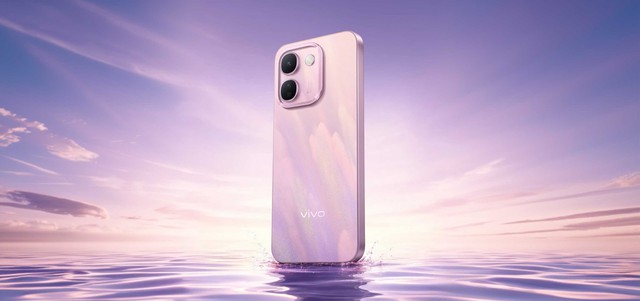 Smartphone chạy liên tục 32h không hết pin về Việt Nam, giá từ 13 triệu - Ảnh 1.
