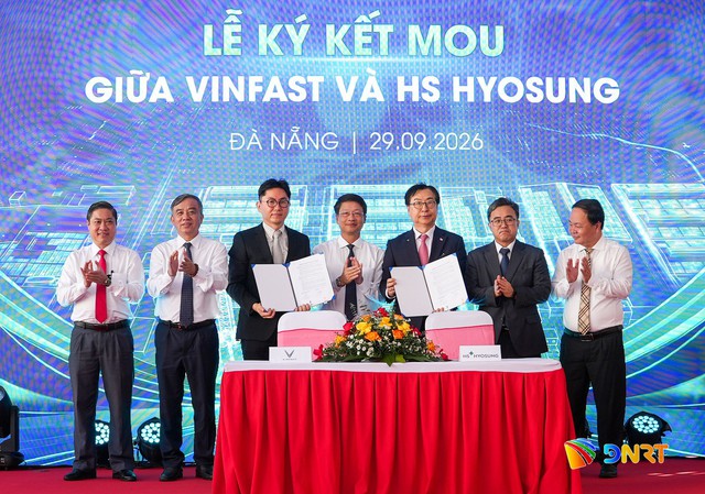 VinFast vừa “bắt tay” ông lớn Hàn Quốc sở hữu vật liệu ô tô hàng đầu thế giới ảnh 1