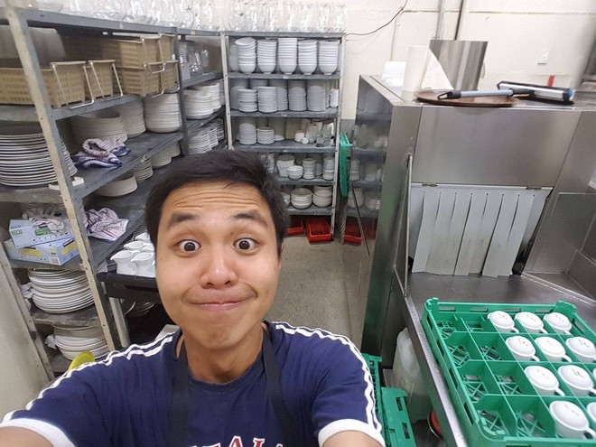 Cuộc sống hiện tại của Quán quân Đường Lên Đỉnh Olympia từng được mệnh danh là “ông tổ nghề rửa bát”, về nước sau 14 năm vô địch - Ảnh 3.