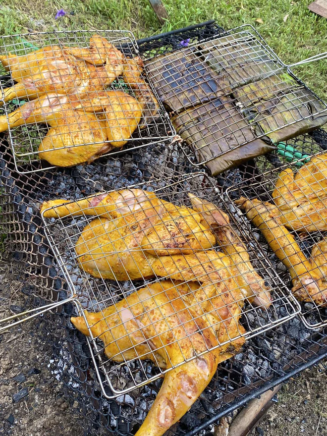 Việt Nam có 1 suối nước nóng tự nhiên nhiệt độ 80 độ C, có thể luộc chín trứng gà trong 10 phút, nằm ở tỉnh có 670.000 dân - Ảnh 6.